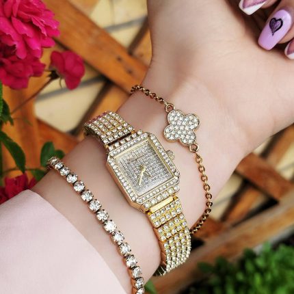 ست ساعت پرفروش نگین دار زنانه طلایی دستبند طرح شبدر و دستبند نگینی