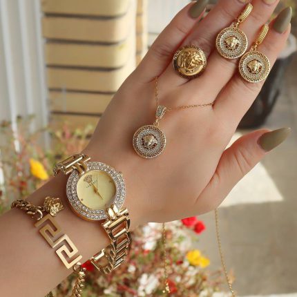 ست زنانه ورساچه سلطنتی ساعت دستبند و انگشتر طلایی